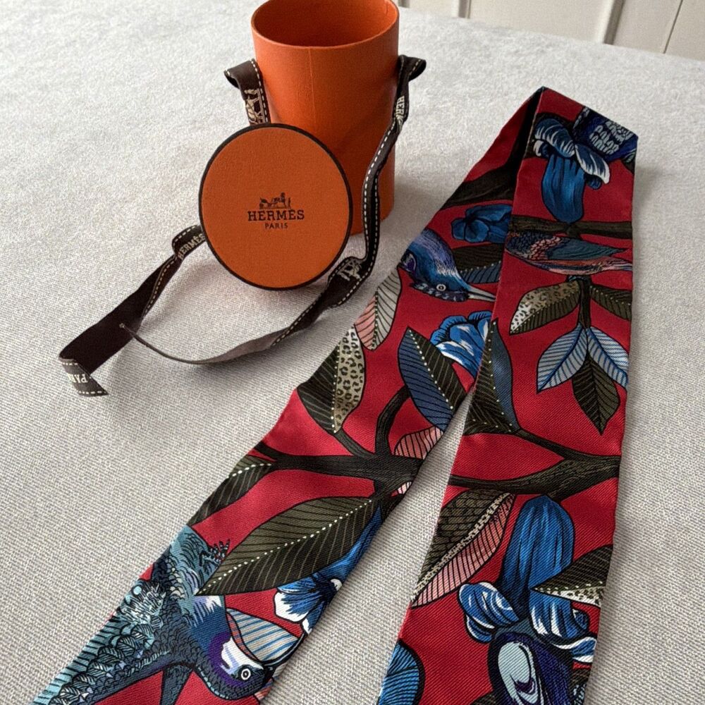 ⁠Hermes Silk Twilly Scarf Red Blue Birds Floral Leaves Pattern with Box⁠ - Picture 5 of 8